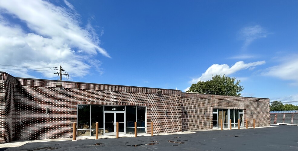 1327 N Mountain Rd, Linglestown, PA for lease - Building Photo - Image 1 of 5