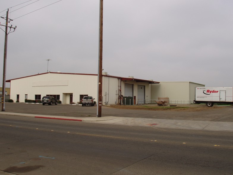 1891 Wardrobe Ave, Merced, CA for sale - Building Photo - Image 1 of 1