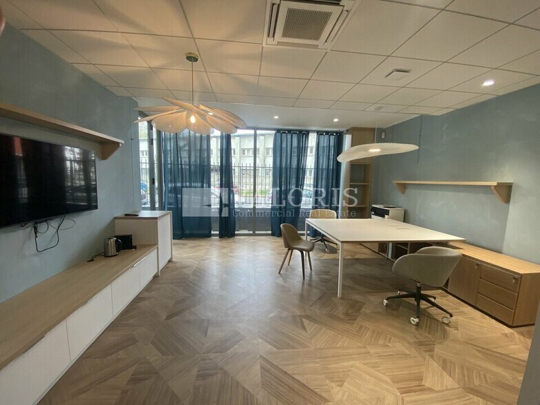 8 Rue Des Girondins, Lyon for lease - Building Photo - Image 3 of 9