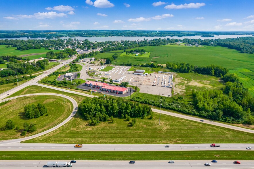 10800 Hebron Rd, Buckeye Lake, OH for sale - Building Photo - Image 1 of 9