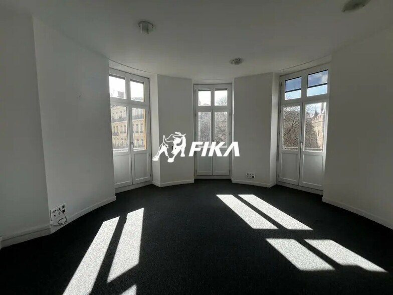 Office in Toulouse for lease - Interior Photo - Image 3 of 13