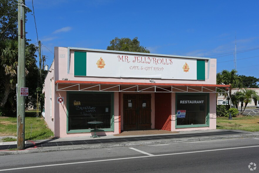129 N Lake Ave, Pahokee, FL for sale - Primary Photo - Image 1 of 1