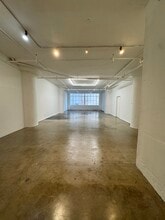 1206 S Maple Ave, Los Angeles, CA for lease Interior Photo- Image 2 of 3