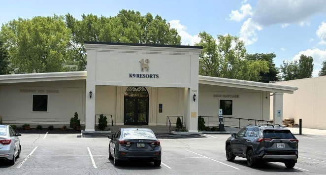 19233-19255 W Bluemound Rd, Brookfield, WI for lease - Building Photo - Image 3 of 5