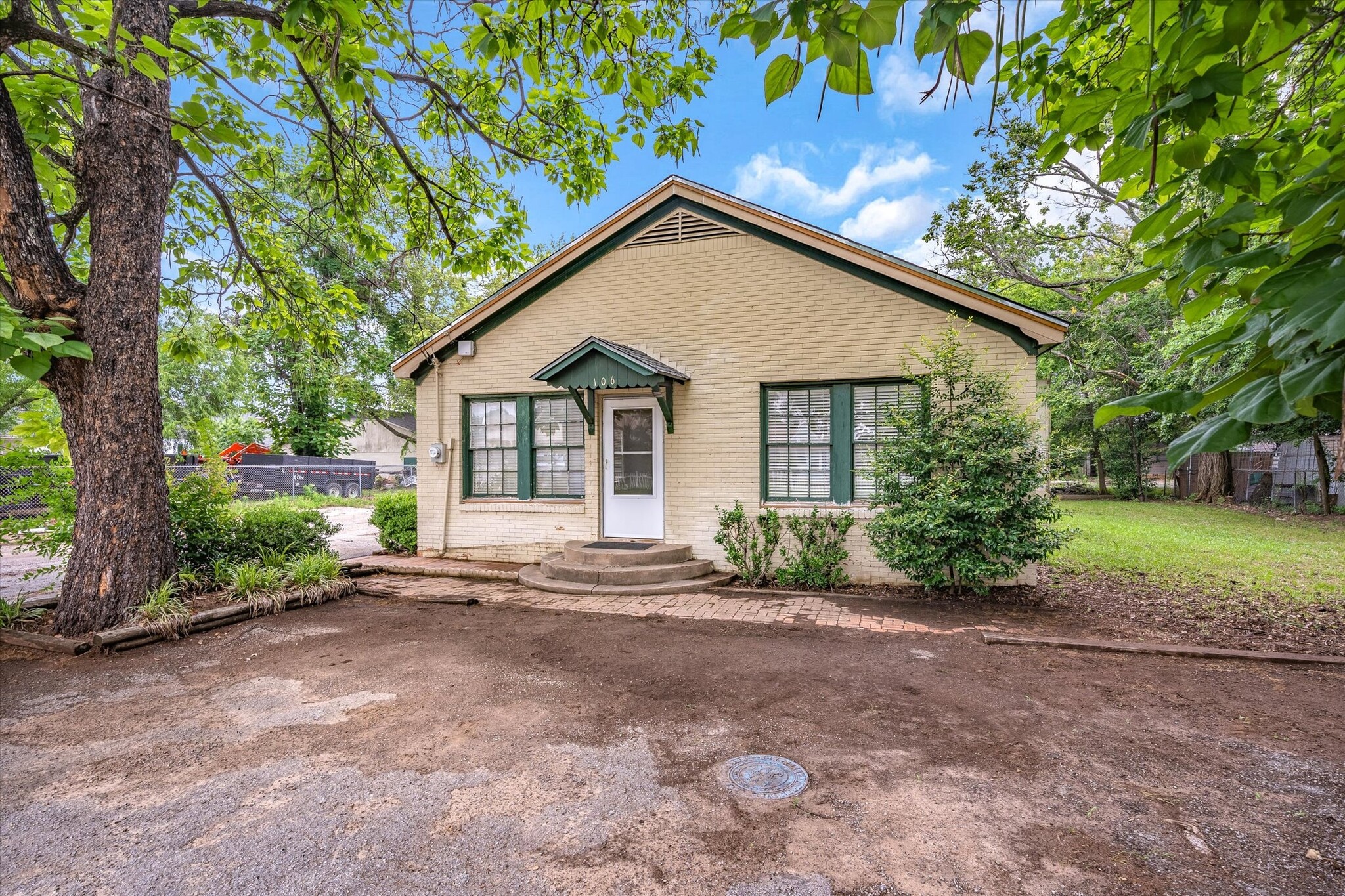 106 College Street, Lindale, TX for sale Building Photo- Image 1 of 26