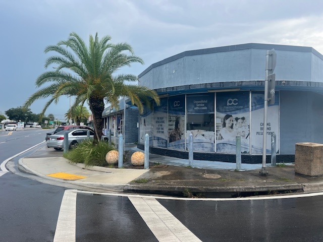 13152 W Dixie Hwy, North Miami, FL for lease - Building Photo - Image 2 of 23