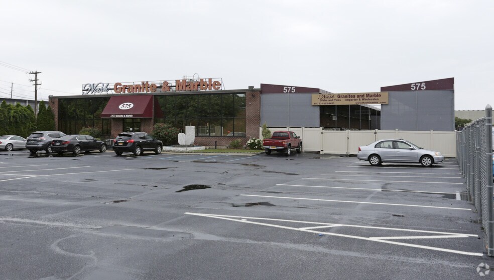 575 Broadhollow Rd Farmingdale Ny 11735 Warehouse Property For Farmingdale Ny 11735 Industrial For