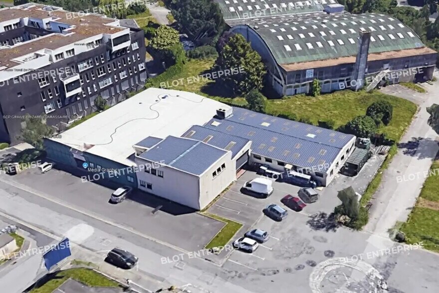Flex in Rennes for lease - Aerial - Image 1 of 3