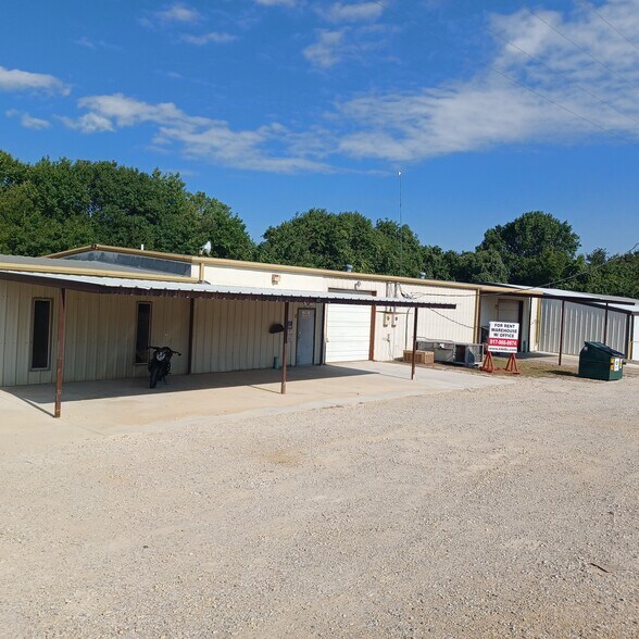 2016 Greg St, Azle, TX for sale - Primary Photo - Image 1 of 1