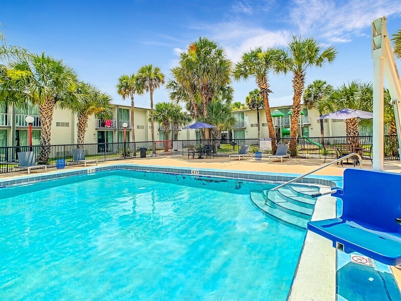 2295 E Irlo Bronson Memorial Hwy, Kissimmee, FL for sale - Building Photo - Image 2 of 8