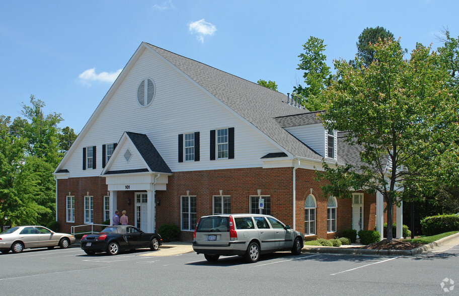 101 Market St, Chapel Hill, NC for lease - Building Photo - Image 3 of 3