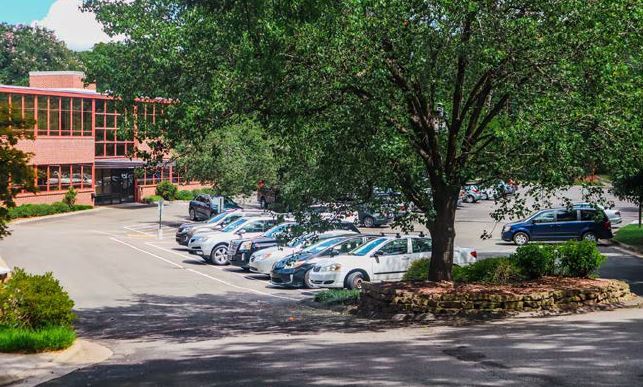 1100 Wake Forest Rd, Raleigh, NC for lease - Building Photo - Image 3 of 4