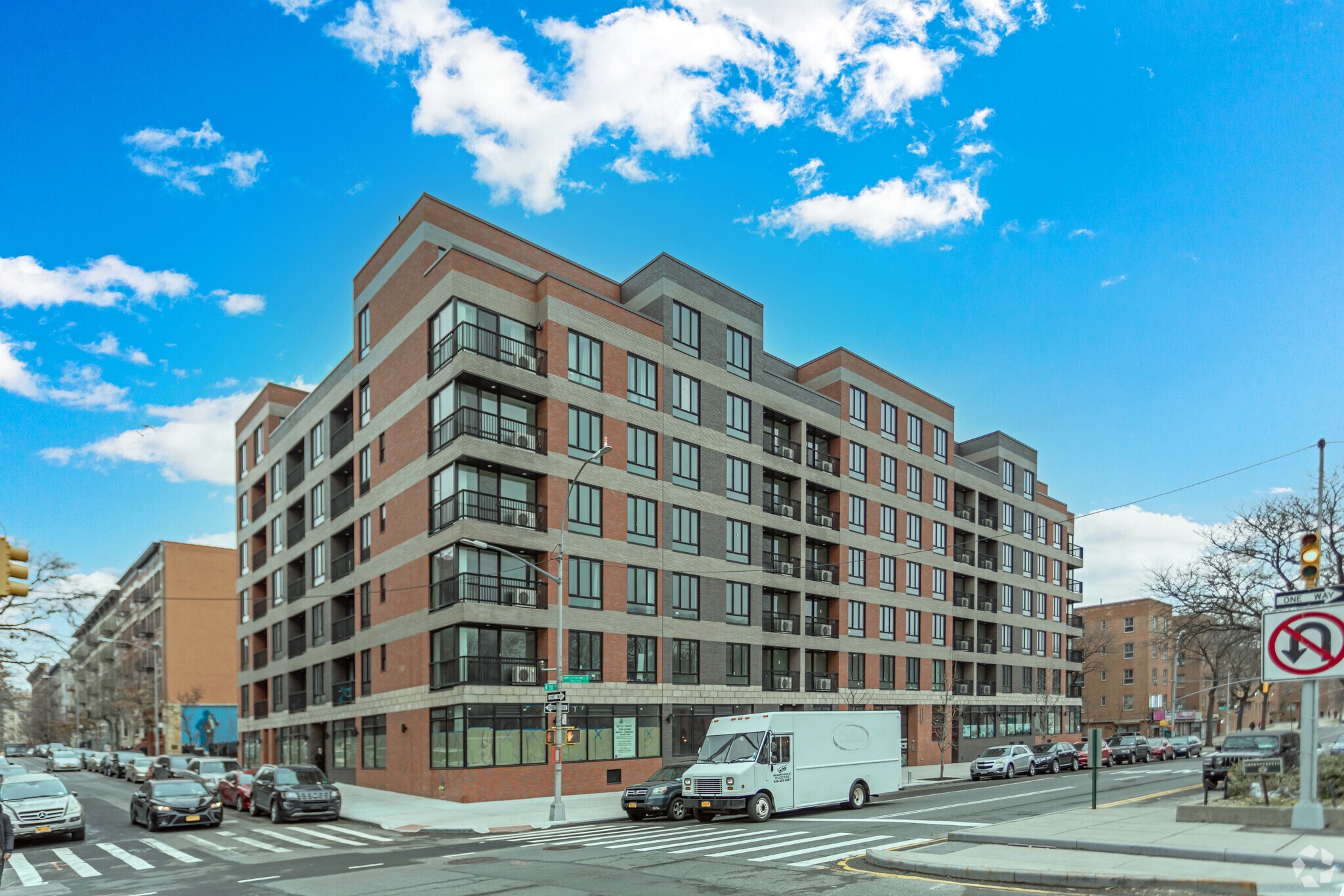 2600 7th Ave, New York, NY for lease Primary Photo- Image 1 of 6