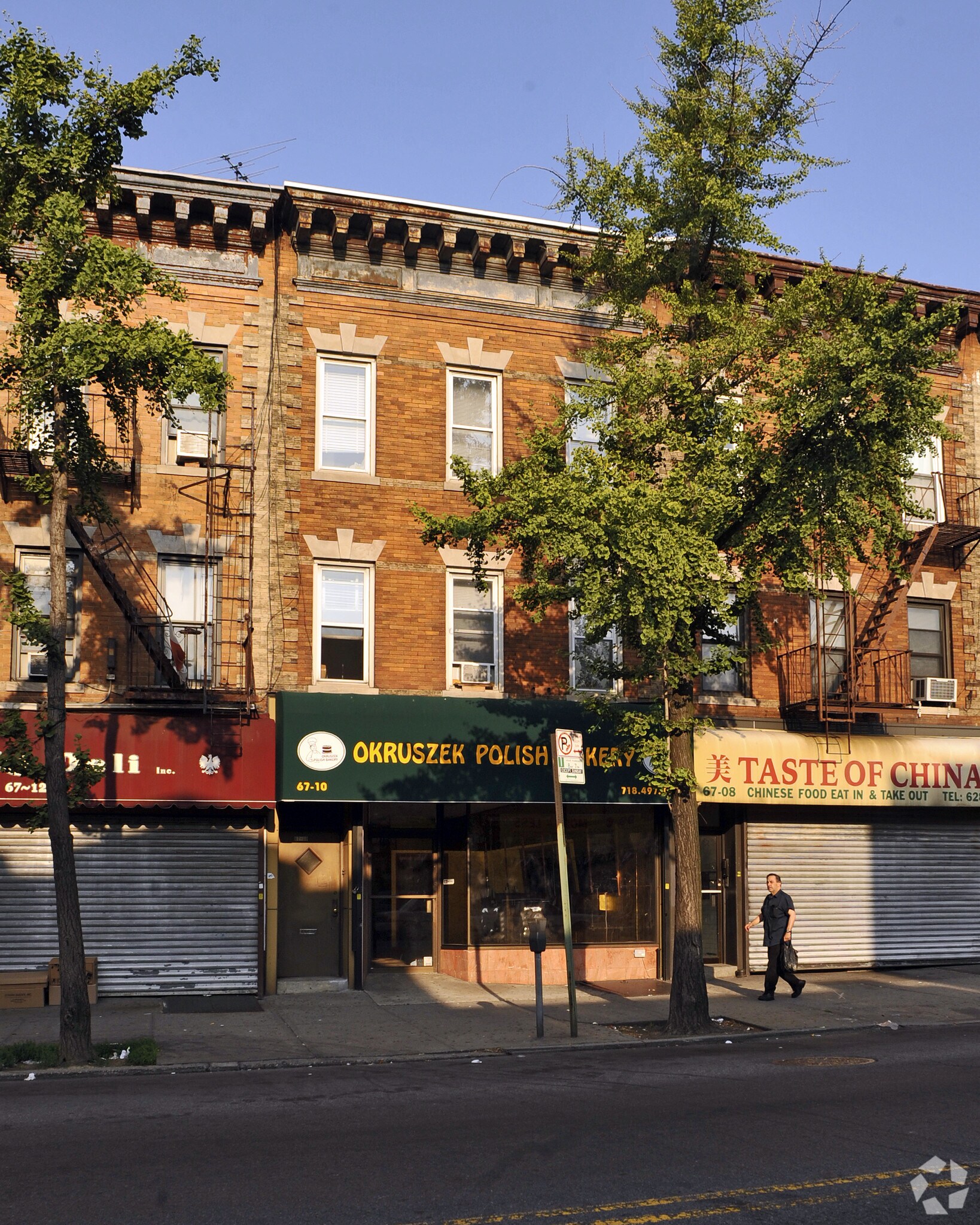 67-10 Fresh Pond Rd, Ridgewood, NY for sale Primary Photo- Image 1 of 1