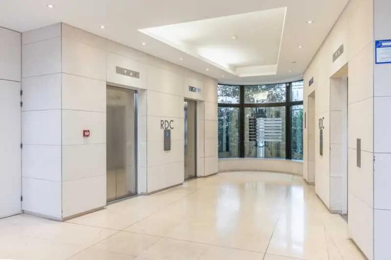 23 Place De Catalogne, Paris for lease - Lobby - Image 3 of 11