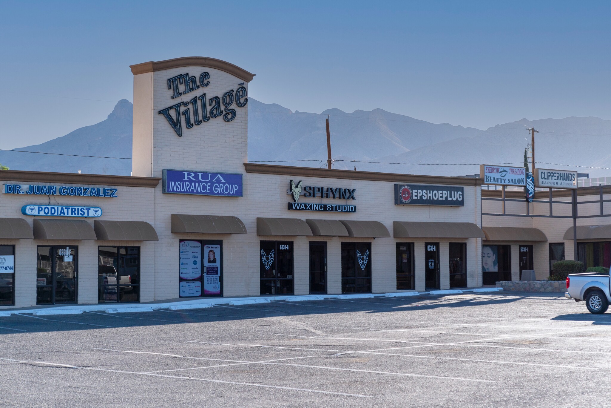 6330 N Mesa St, El Paso, TX for lease Building Photo- Image 1 of 6