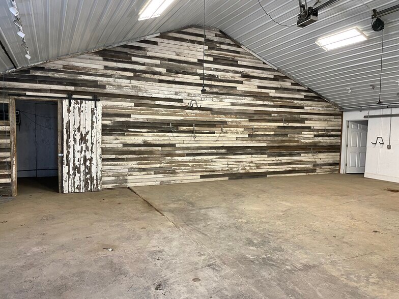 27077 Sundowner Ave, Sioux Falls, SD 57106