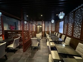 113-115 Seaside Rd, Eastbourne for sale Interior Photo- Image 2 of 10