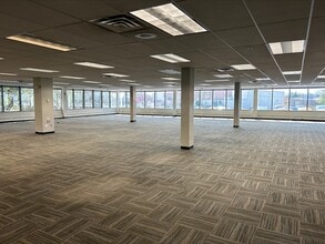 12115 Lackland Rd, Maryland Heights, MO for lease Building Photo- Image 2 of 6