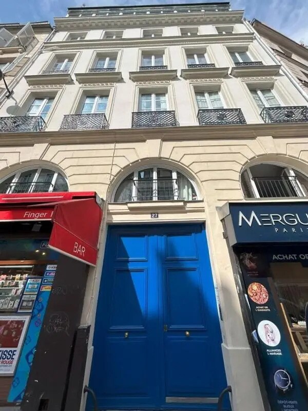 Office in Paris for lease Building Photo- Image 1 of 9