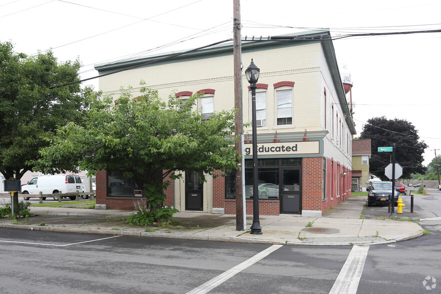 101 Main St, East Rochester, NY for sale - Primary Photo - Image 1 of 1