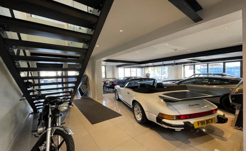 18 Tallon Rd, Brentwood for lease Interior Photo- Image 1 of 7