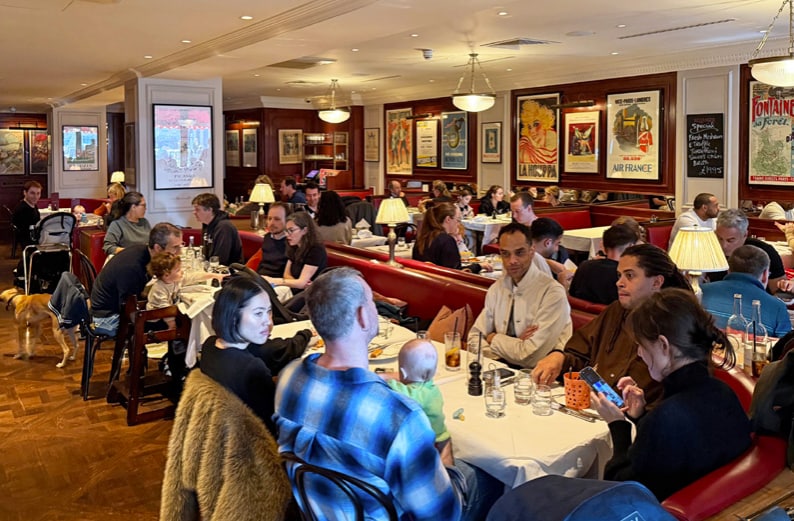 7-9 Islington Green, London for sale - Interior Photo - Image 3 of 3