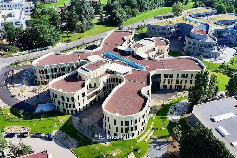 Office in Limonest for lease - Building Photo - Image 1 of 14