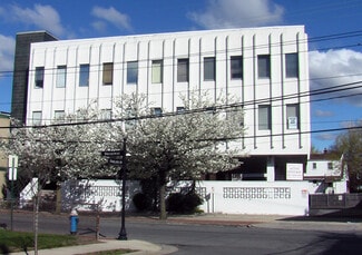 More details for 211 Broadway, Lynbrook, NY - Office for Lease