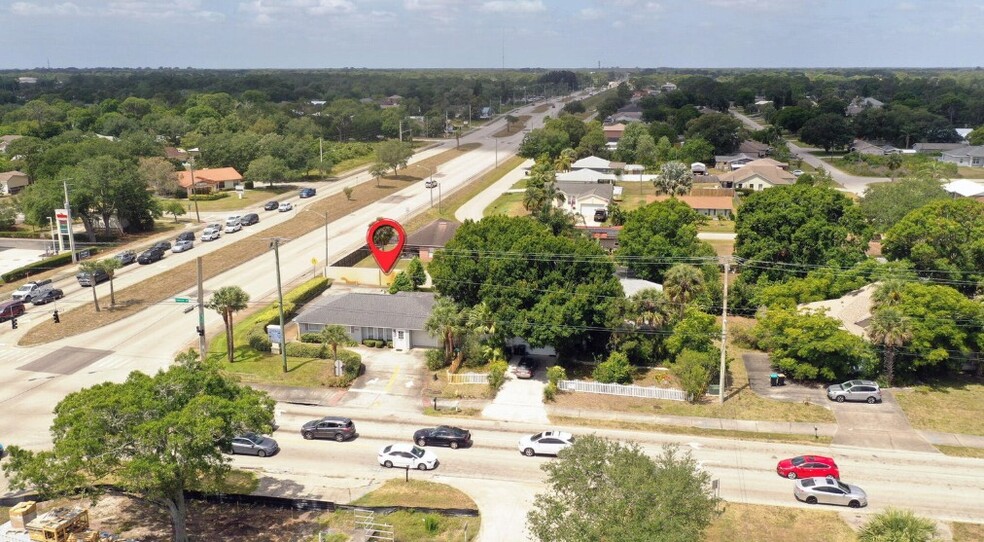 1490 Emerson Dr Ne, Palm Bay, FL for sale - Building Photo - Image 2 of 8