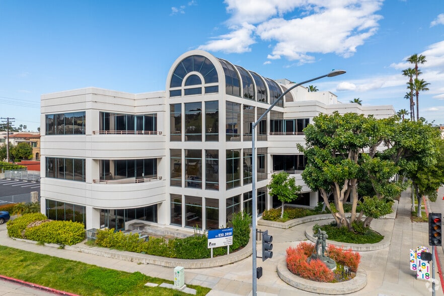 4411 W Olive Ave, Burbank, CA for sale - Primary Photo - Image 1 of 1