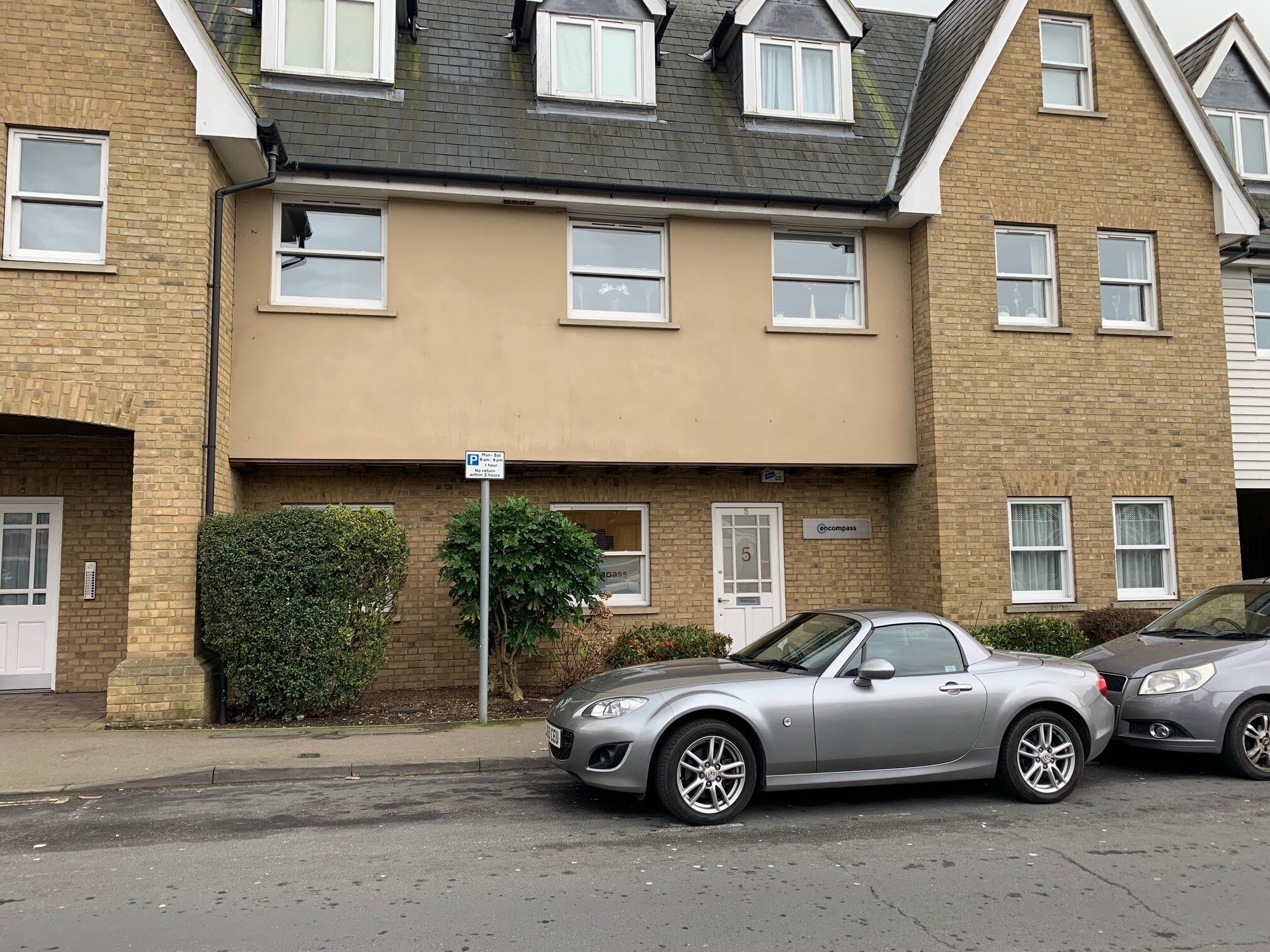 5 London Hl, Rayleigh for sale Primary Photo- Image 1 of 1