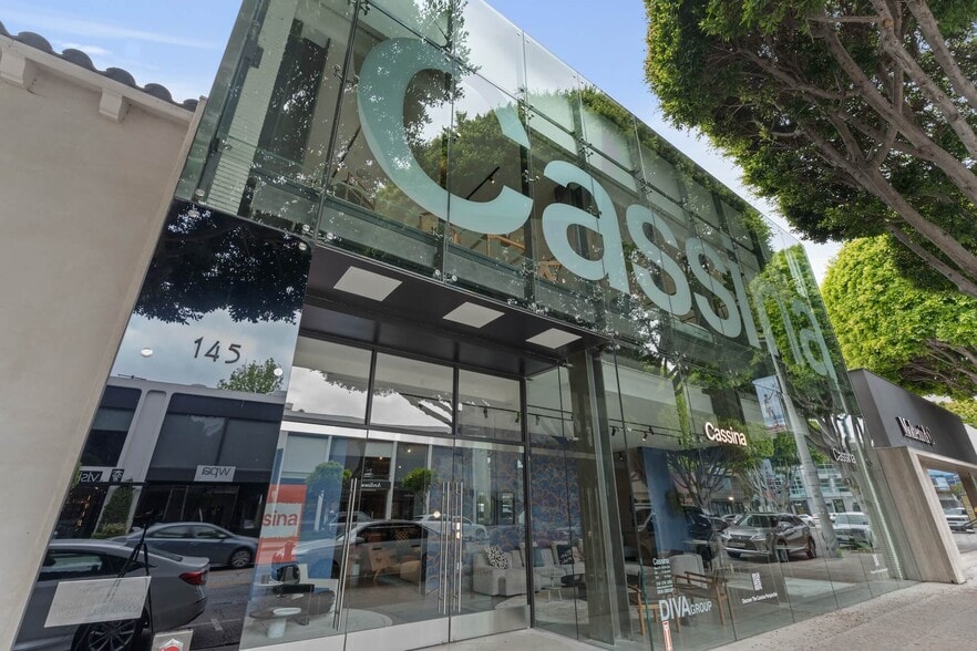 145 N Robertson Blvd, West Hollywood, CA for sale - Building Photo - Image 2 of 8