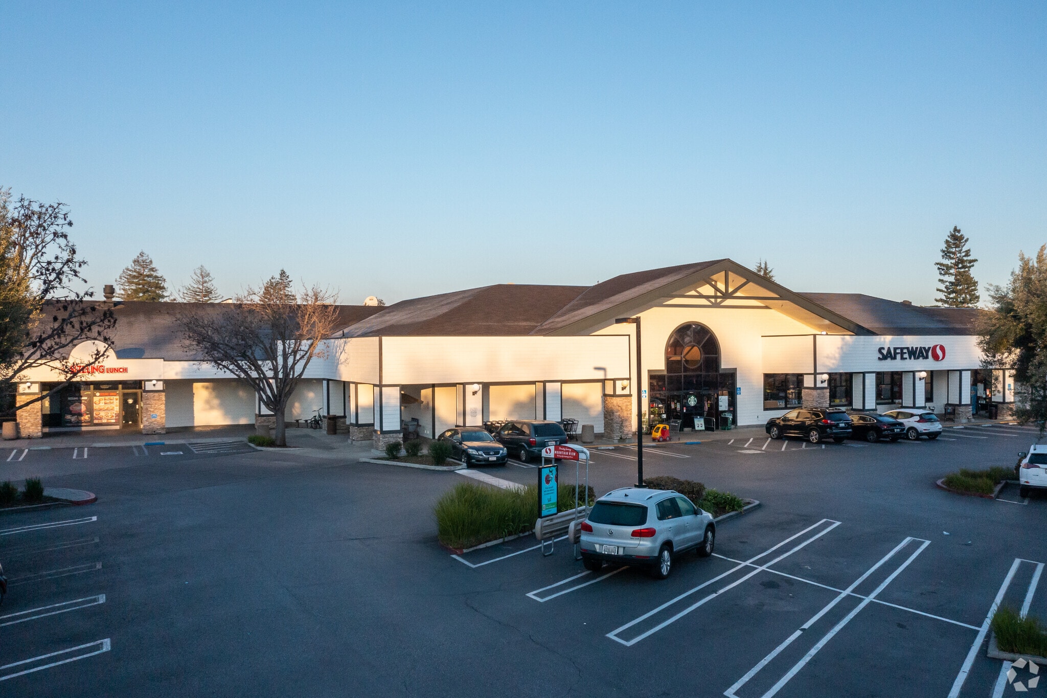 1710 Miramonte Ave, Mountain View, CA 94040 Blossom Valley