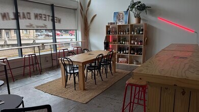 114 N Main St, Taylor, TX for lease Interior Photo- Image 2 of 13