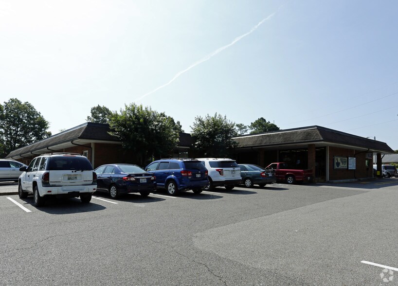 920 Estate Dr, Memphis, TN for sale - Primary Photo - Image 1 of 3