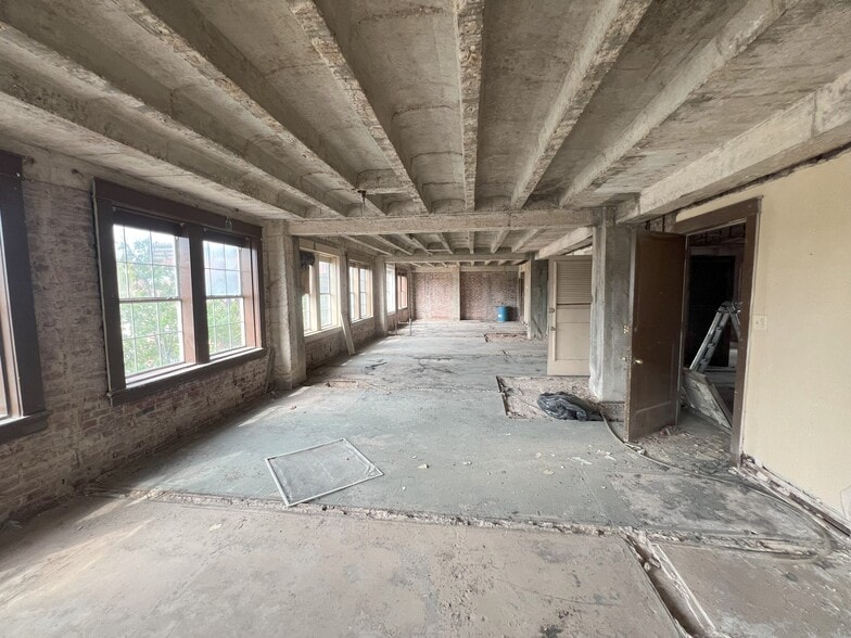 727 Milam St, Shreveport, LA for sale - Building Photo - Image 3 of 11