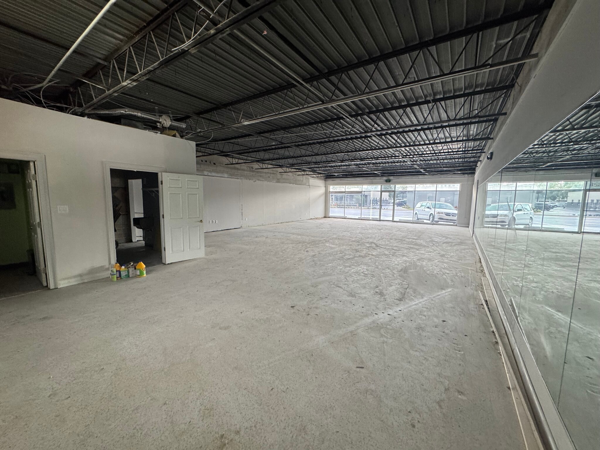 4520 W Kennedy Blvd, Tampa, FL for lease Interior Photo- Image 1 of 8