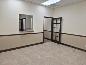 2080 McGregor Blvd, Fort Myers, FL for lease Interior Photo- Image 2 of 11