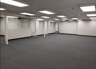 74040 El Paseo, Palm Desert, CA for lease Interior Photo- Image 1 of 6