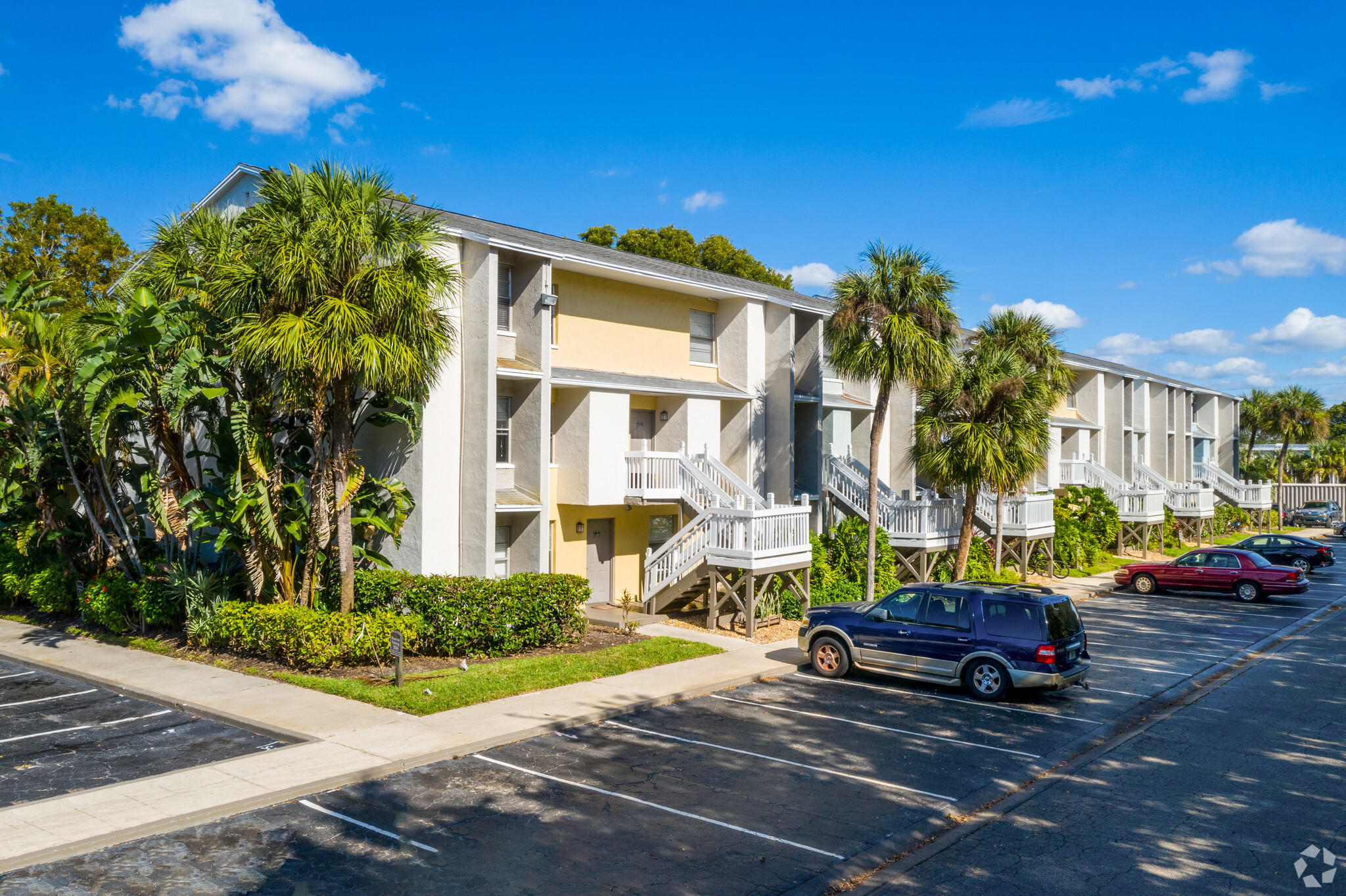 2346 Winkler Ave, Fort Myers, FL for sale Primary Photo- Image 1 of 1