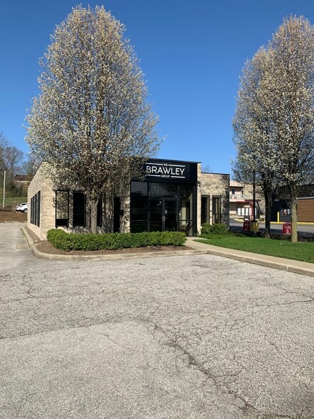 616 S College Mall Rd, Bloomington, IN for sale - Primary Photo - Image 1 of 16