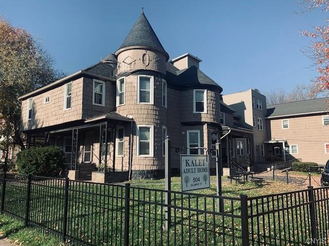504 Delaware St, Syracuse, NY for sale Primary Photo- Image 1 of 1