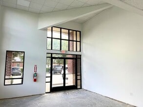 20303 S University Blvd, Missouri City, TX for lease Interior Photo- Image 2 of 5