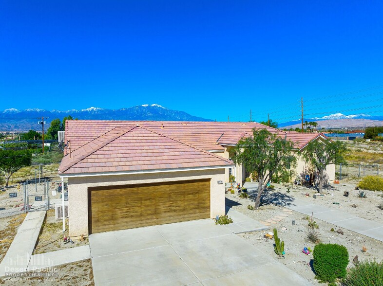 32023 Shadow Mountain Ln, Thousand Palms, CA for sale - Building Photo - Image 3 of 59