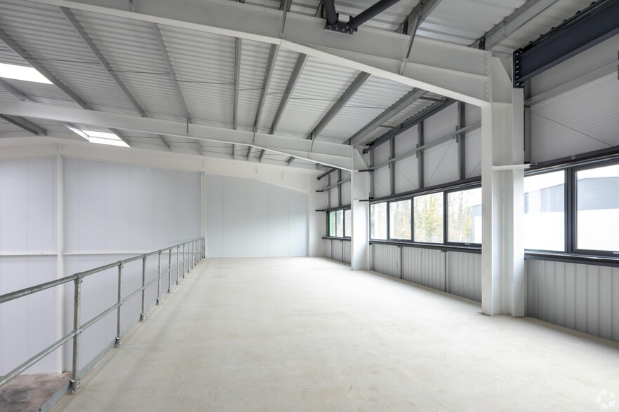 Magna Rd, Wigston for lease - Interior Photo - Image 3 of 11