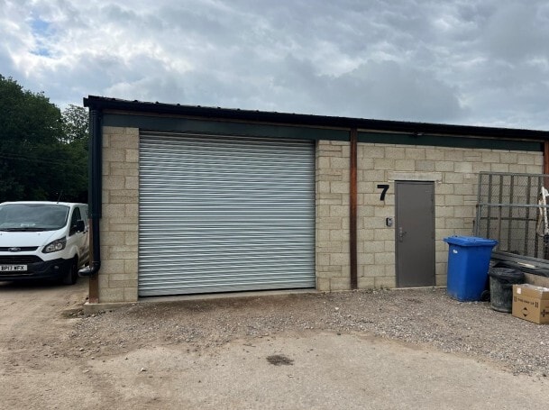 Wimlands Ln, Horsham for sale Primary Photo- Image 1 of 1