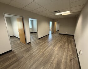 4300 N Central Expy, Dallas, TX for lease Interior Photo- Image 1 of 4