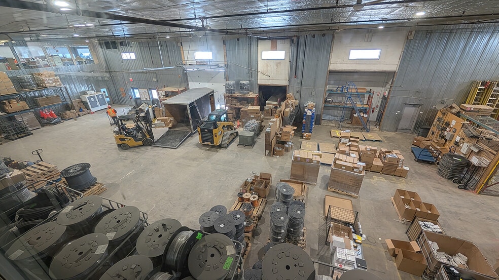 91 Lowson Cres, Winnipeg, MB for sale - Building Photo - Image 2 of 7