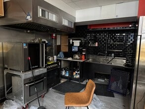 670-680 Nostrand Ave, Brooklyn, NY for lease Interior Photo- Image 2 of 4